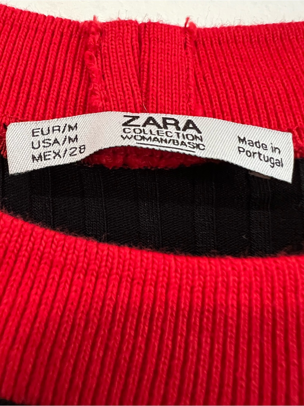 Zara Black Ribbed Short-Sleeve Top with Red Trim M - Picture 3 of 9